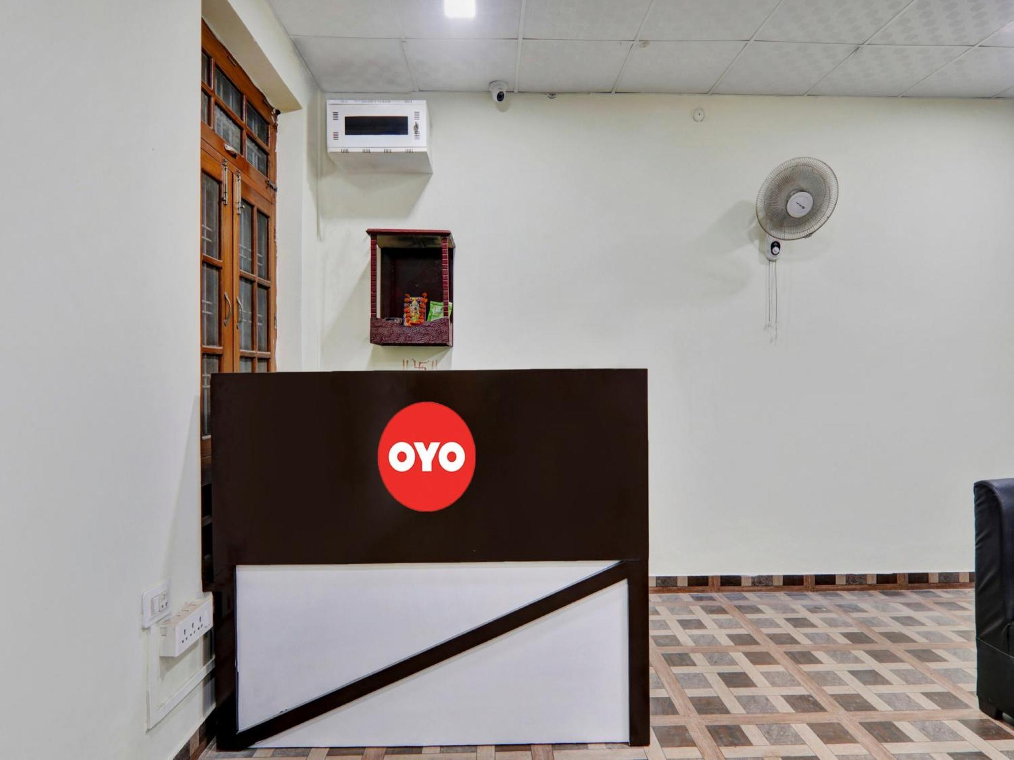 Hotel O Aradhya Galaxy Bhauli エクステリア 写真