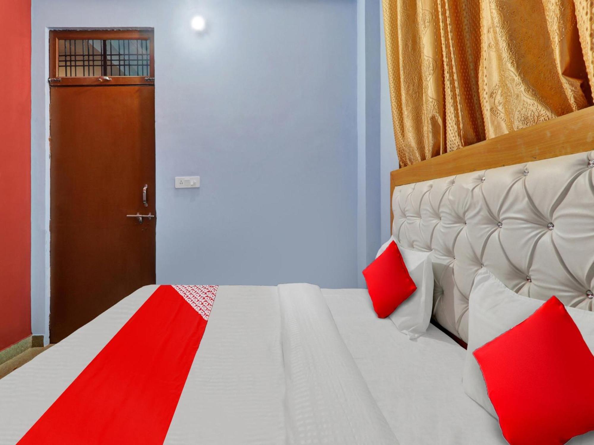 Hotel O Aradhya Galaxy Bhauli エクステリア 写真