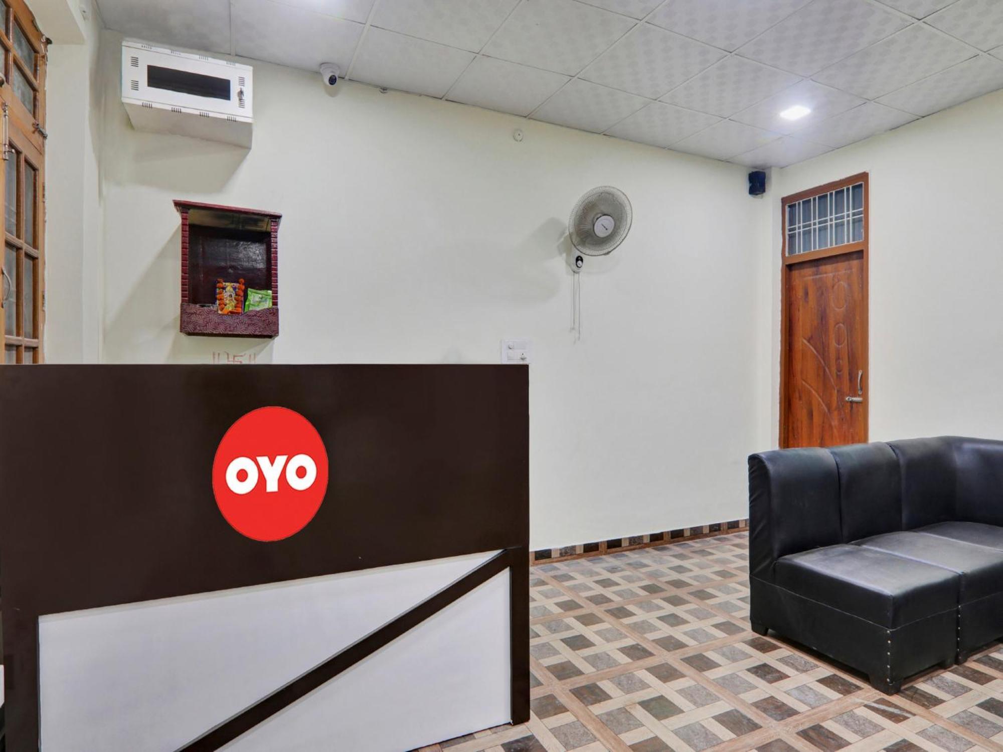 Hotel O Aradhya Galaxy Bhauli エクステリア 写真